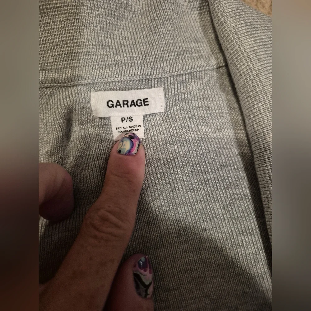 Garage Boxy Cropped Polo Sweater S Like New - Picture 10 of 13